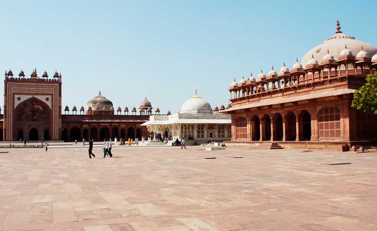 fatehpur-sikri