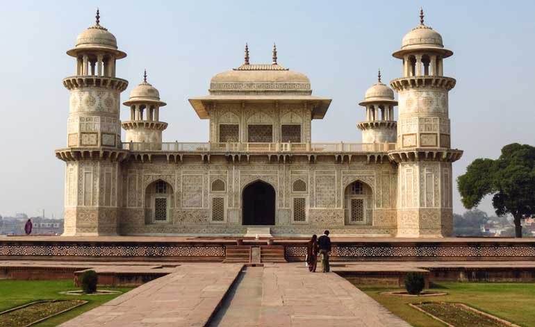 itmad-ud-daula-tomb