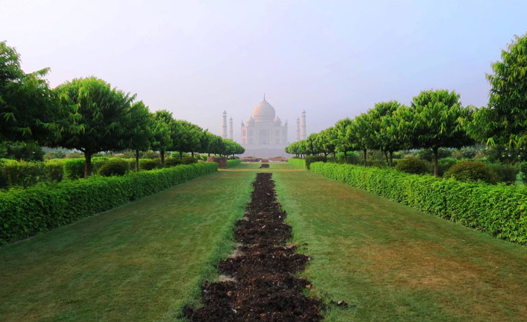 itmad-ud-daula-tomb