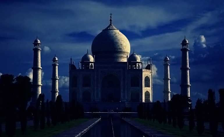 moonlight-tajmahal